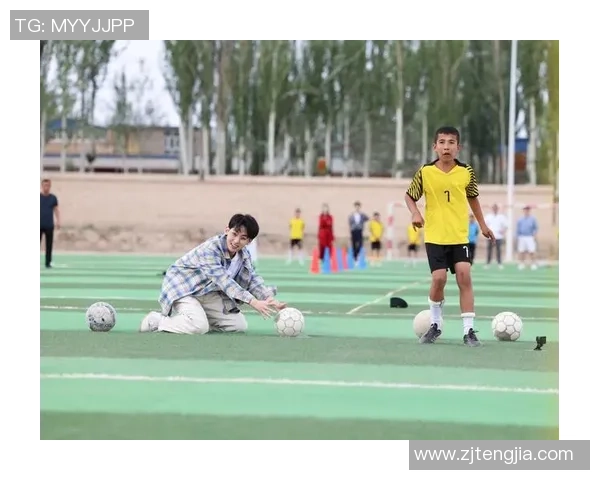重庆足球队的奋斗历程与荣耀追寻：一段不屈不挠的足球纪实之旅